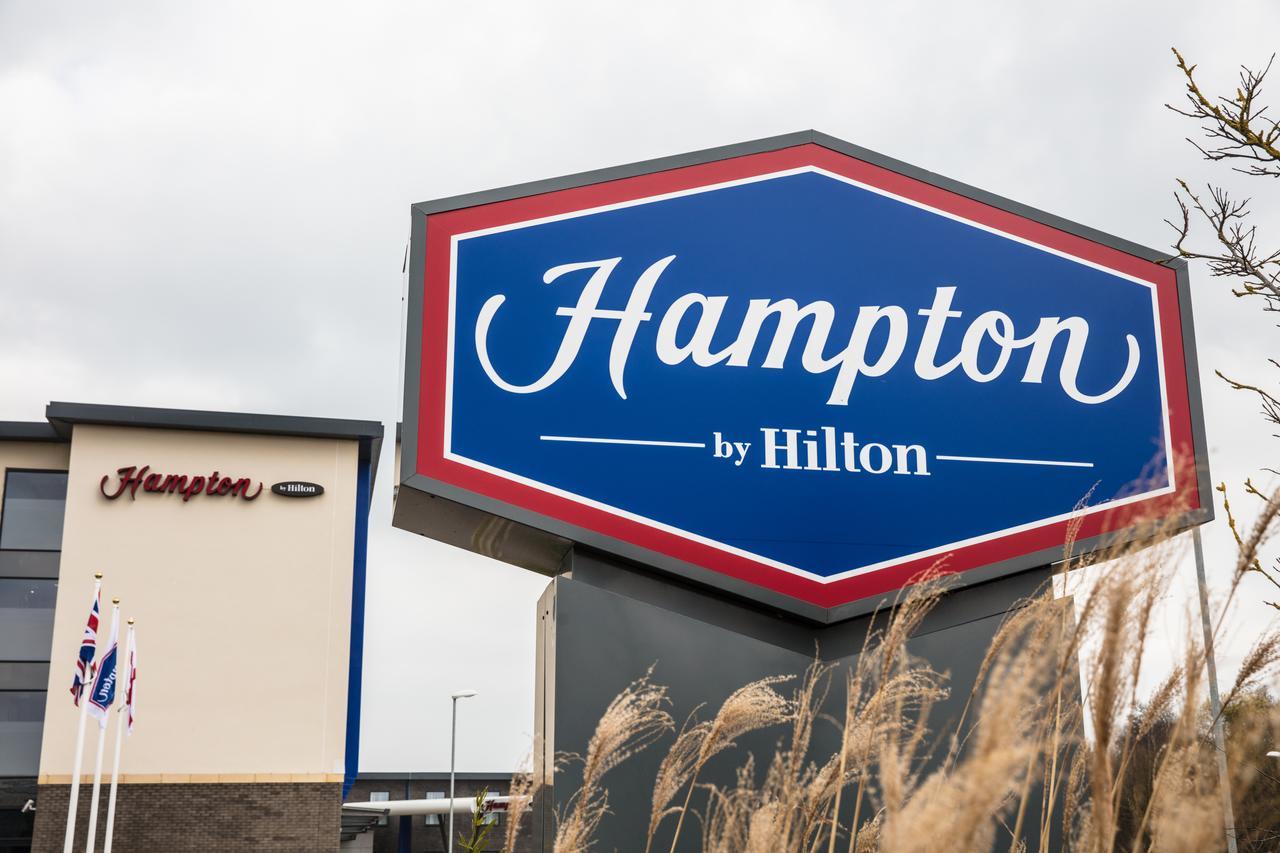 Hampton By Hilton Exeter Airport Hotel Woodbury Bagian luar foto