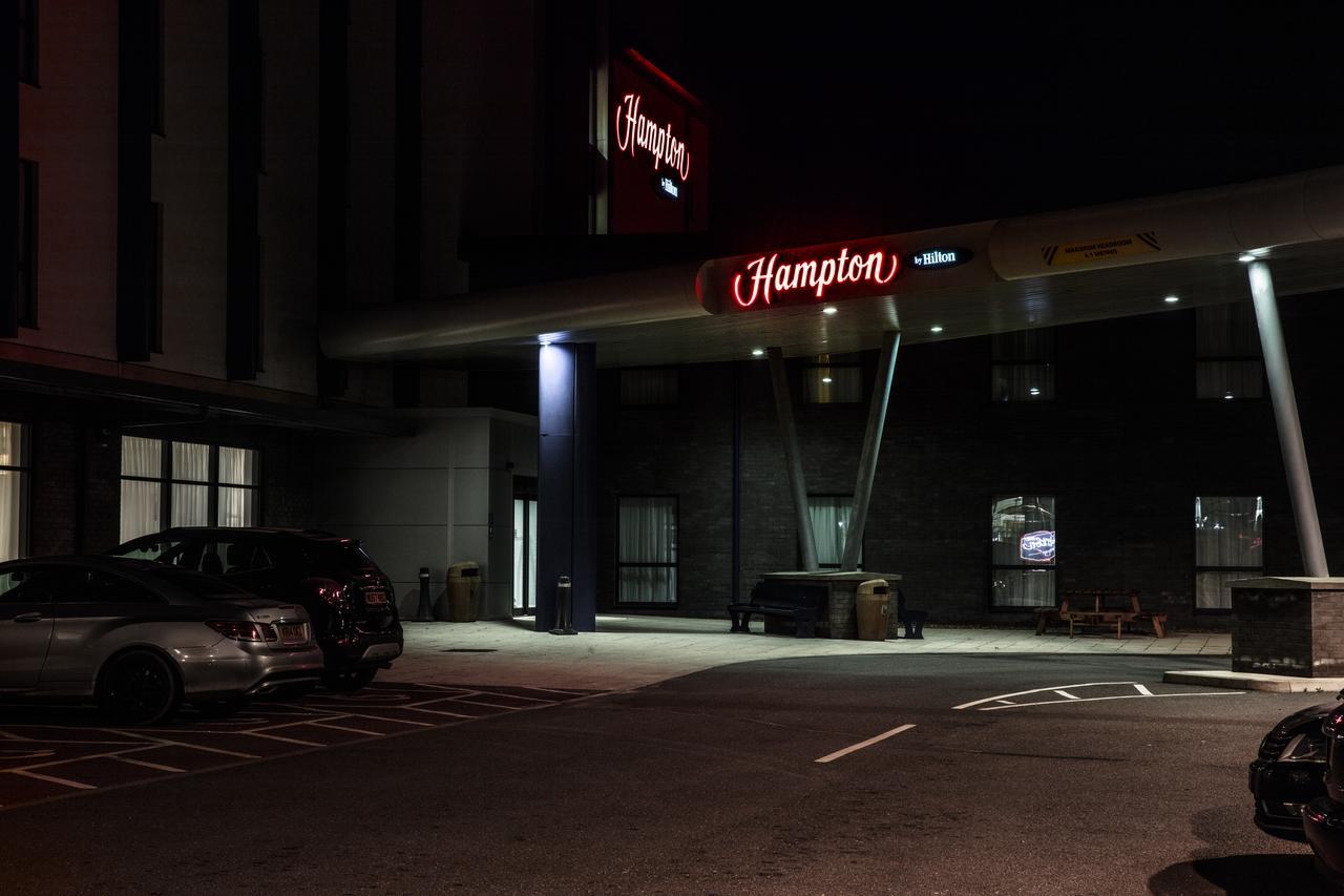 Hampton By Hilton Exeter Airport Hotel Woodbury Bagian luar foto